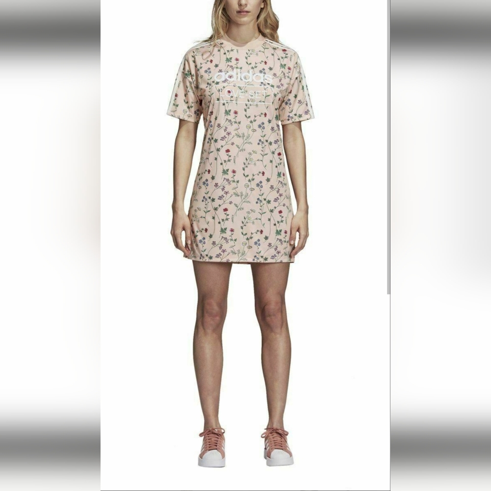 T-shirt dress